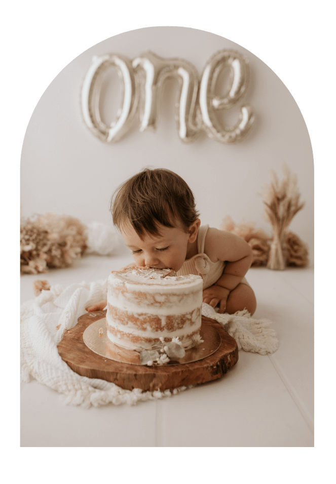 photographe naissance nîmes bébé smash cake
